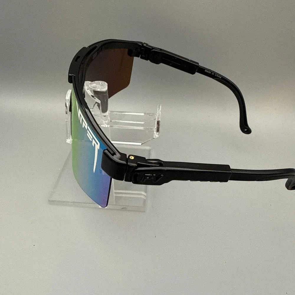 Pit Viper The Mystery Polarized Sunglasses w/ mirror lenses black frames